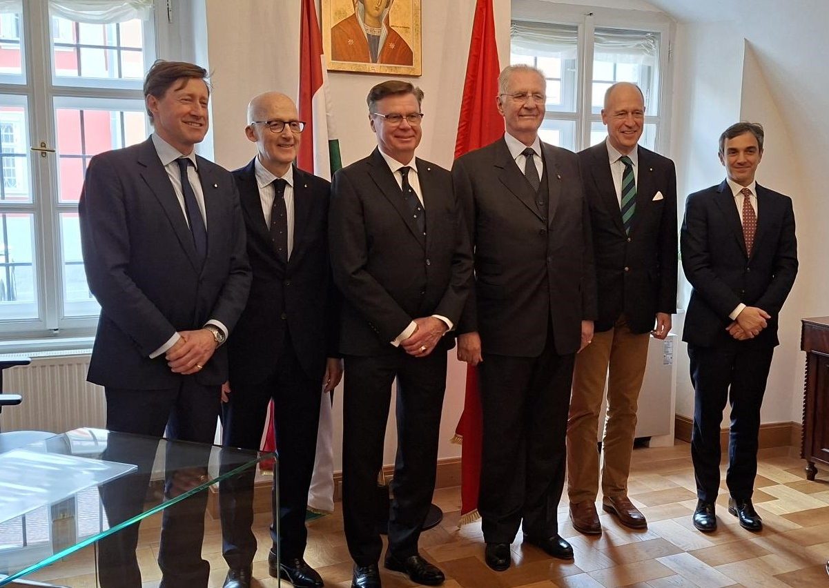 Visit by the Board of Auditors